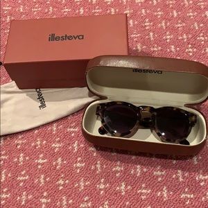 illesteva Leonard Sunglasses